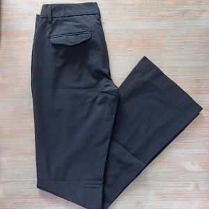 Gap “modern boot” size 00R dress pants. Like new condition. Black. No flaws.